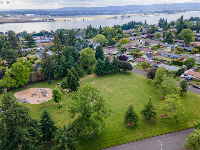 7105 Mississippi Dr, Vancouver, WA 98664 - aerial view of property's location featuring a nearby body of water and nearby suburban area