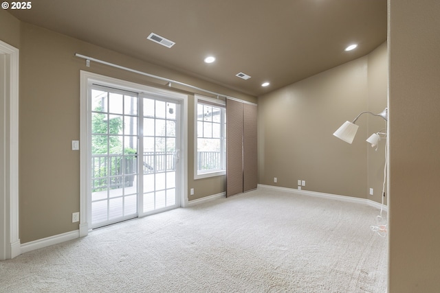 7105 Mississippi Dr, Vancouver, WA 98664 - carpeted empty room featuring baseboards and recessed lighting