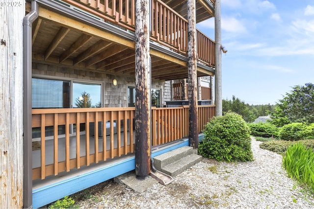 2801 Willows Rd Unit 1, Seaview, WA 98644 - view of home's exterior featuring a balcony
