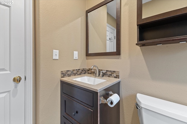 19338 Inishbride Ct, Oregon City, OR 97045 - bathroom featuring vanity and tasteful backsplash