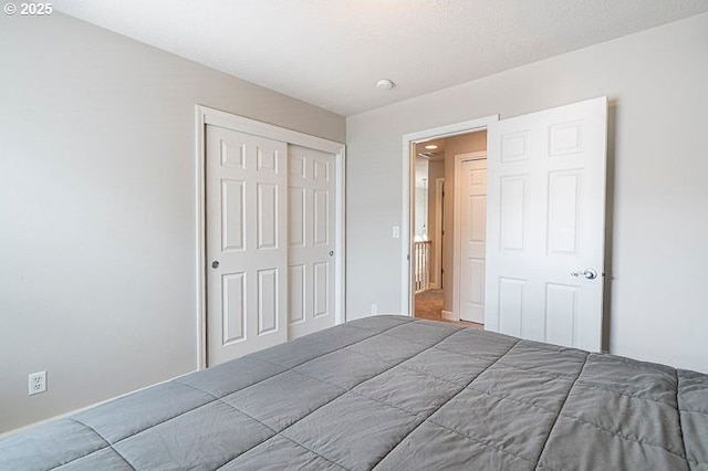 715 Shadowwood Loop, Keizer, OR 97303 - bedroom featuring a closet