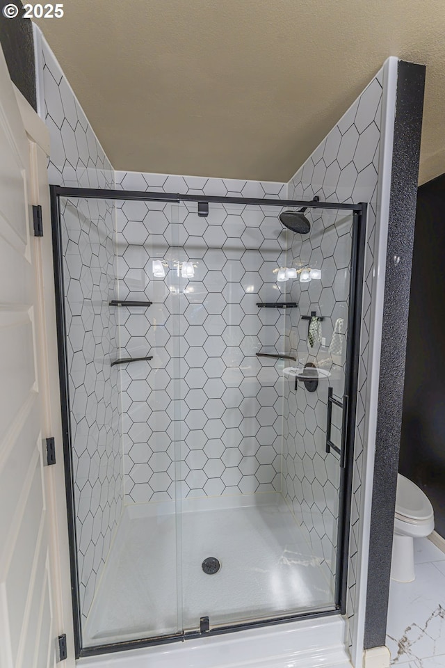 9511 NE 73rd St, Vancouver, WA 98662 - full bathroom featuring a shower stall