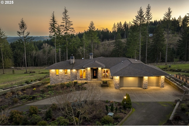 view of front of property featuring a garage