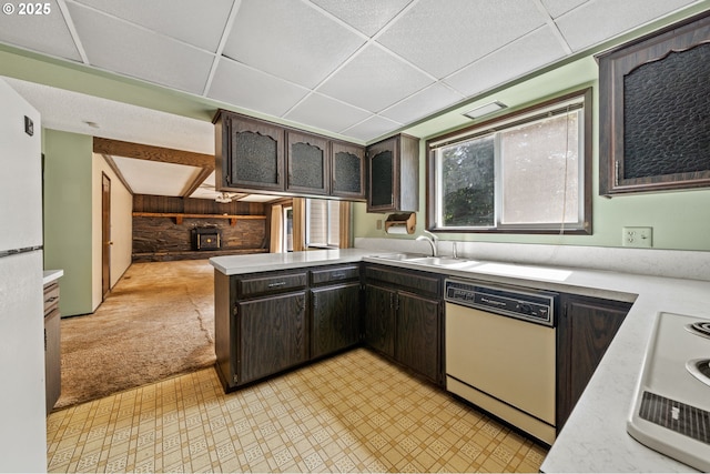 28410 S Beavercreek Rd, Mulino, OR 97042 - kitchen featuring white appliances, light countertops, a peninsula, dark brown cabinetry, and a drop ceiling