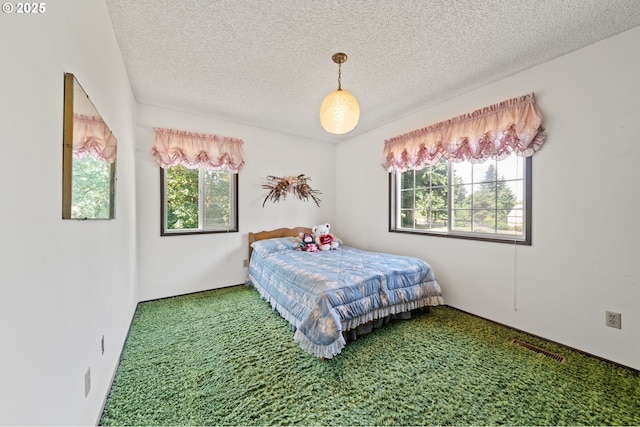 28410 S Beavercreek Rd, Mulino, OR 97042 - bedroom with carpet flooring and a textured ceiling