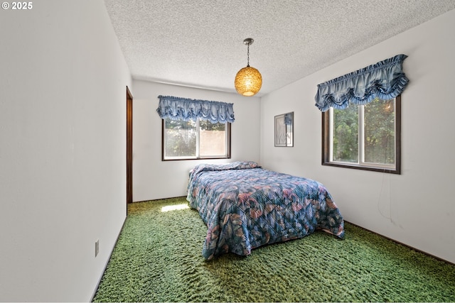 28410 S Beavercreek Rd, Mulino, OR 97042 - bedroom featuring carpet and a textured ceiling