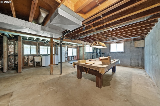 28410 S Beavercreek Rd, Mulino, OR 97042 - basement with washer / clothes dryer and billiards