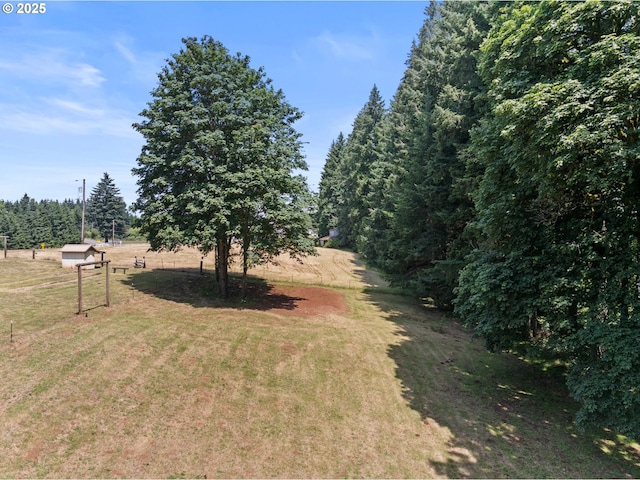 28410 S Beavercreek Rd, Mulino, OR 97042 - view of green lawn with a rural view