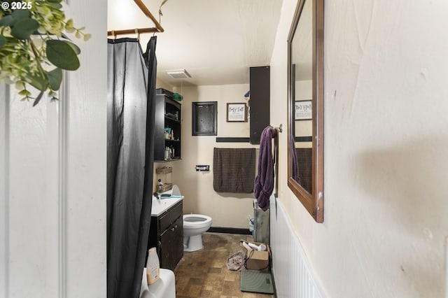 173 N Seneca Rd, Eugene, OR 97402 - bathroom featuring toilet and vanity