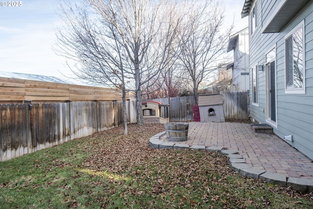 view of yard with a patio area