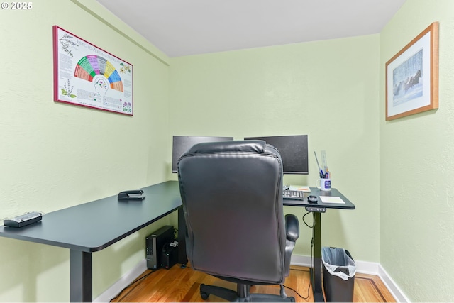 26011 S Morgan Rd, Estacada, OR 97023 - office featuring wood finished floors and baseboards