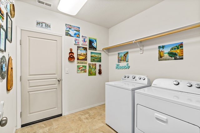 5739 Donohoe Ave, Eugene, OR 97402 - laundry room featuring independent washer and dryer and baseboards