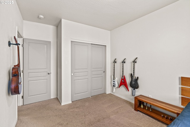 5739 Donohoe Ave, Eugene, OR 97402 - bedroom with carpet flooring and a closet
