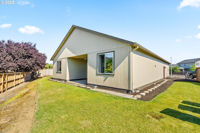 5739 Donohoe Ave, Eugene, OR 97402 - back of property with a fenced backyard