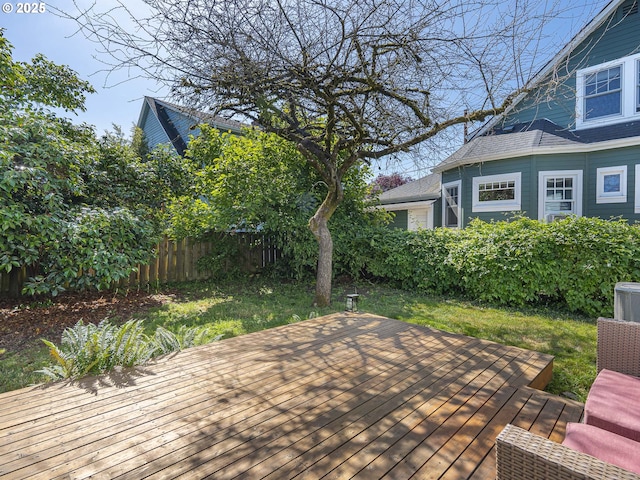 3310 NE 70th Ave, Portland, OR 97213 - view of deck