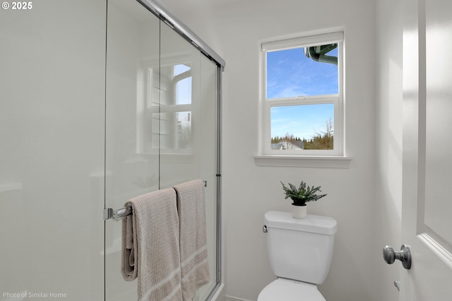 1033 Sommerville Loop, Harrisburg, OR 97446 - full bath with a stall shower and toilet