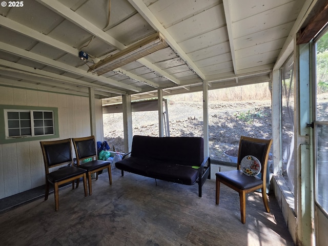 4545 Ridenour St, Roseburg, OR 97470 - sunroom with an outdoor living space