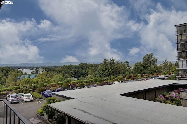 5545 E Evergreen Blvd Unit 6203, Vancouver, WA 98661 - balcony with a water view