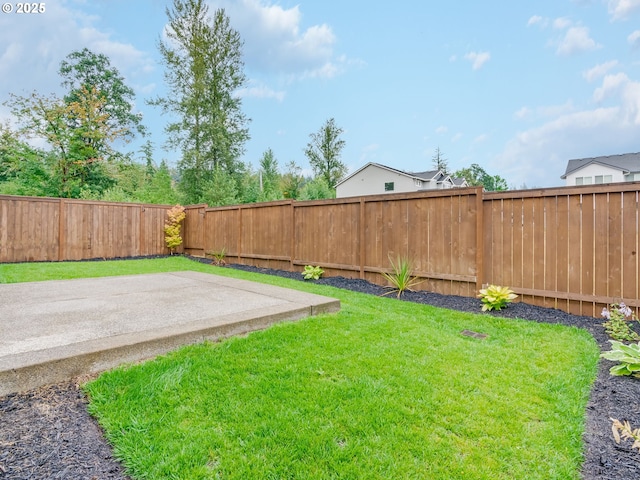 6820 N 89th Loop, Camas, WA 98607 - fenced backyard with a patio