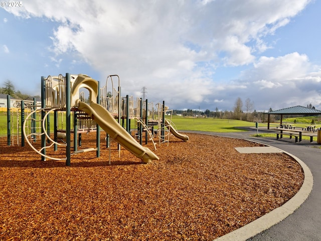 6820 N 89th Loop, Camas, WA 98607 - community jungle gym featuring a gazebo