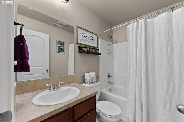 15574 Bachelor Ave, Sandy, OR 97055 - full bathroom with vanity and shower / bathtub combination with curtain