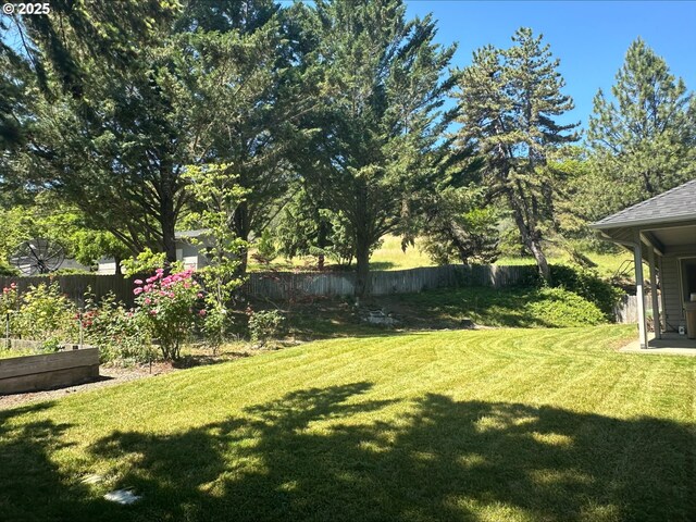 3115 Deer Trail Ln, Medford, OR 97501 - view of patio with a hot tub and fence