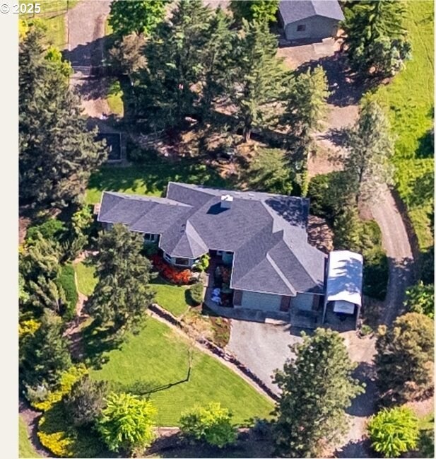 3115 Deer Trail Ln, Medford, OR 97501 - view of front of home featuring a chimney