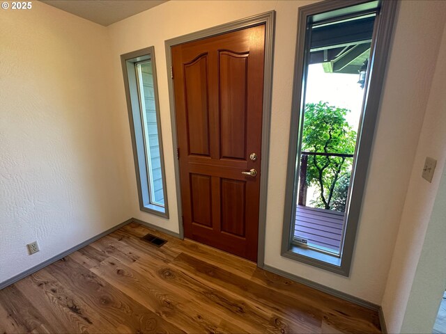 3115 Deer Trail Ln, Medford, OR 97501 - spare room featuring recessed lighting, baseboards, and wood finished floors
