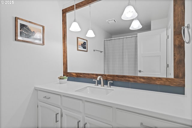 2320 SW Canby Ct, Portland, OR 97219 - full bathroom featuring vanity and a shower with shower curtain