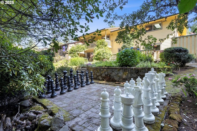 2320 SW Canby Ct, Portland, OR 97219 - view of patio