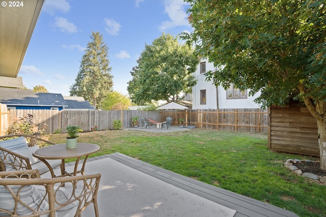 7516 N Brandon Ave, Portland, OR 97217 - view of yard with a patio