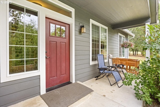 445 Hatfield Dr, Roseburg, OR 97470 - view of exterior entry with covered porch