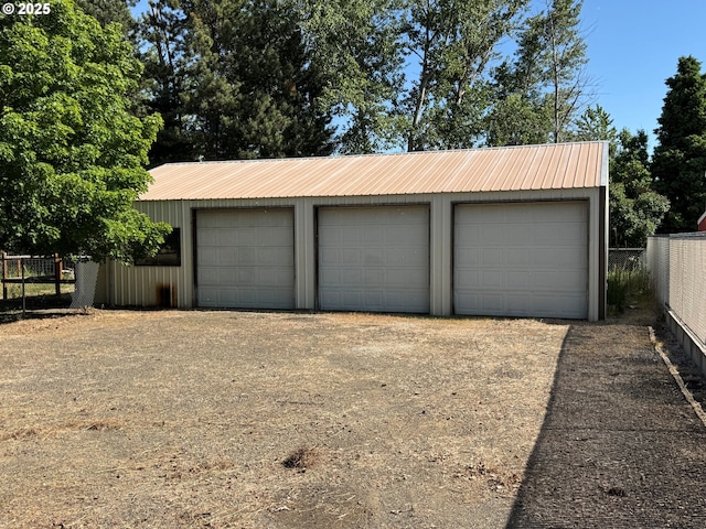404 NE High St, Goldendale, WA 98620 - view of detached garage
