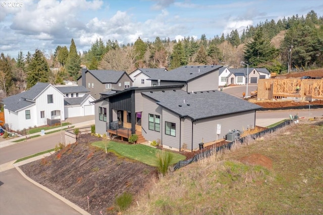 3653 Maidenhair Pl S, Salem, OR 97302 - exterior space with cooling unit, a residential view, and fence