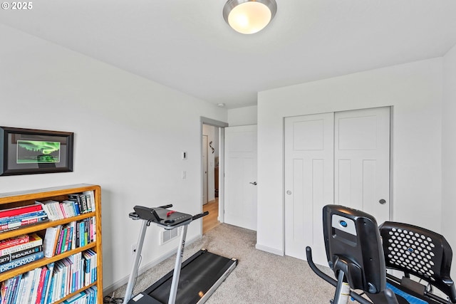 822 Spyglass Dr, Bandon, OR 97411 - office space with light carpet and baseboards