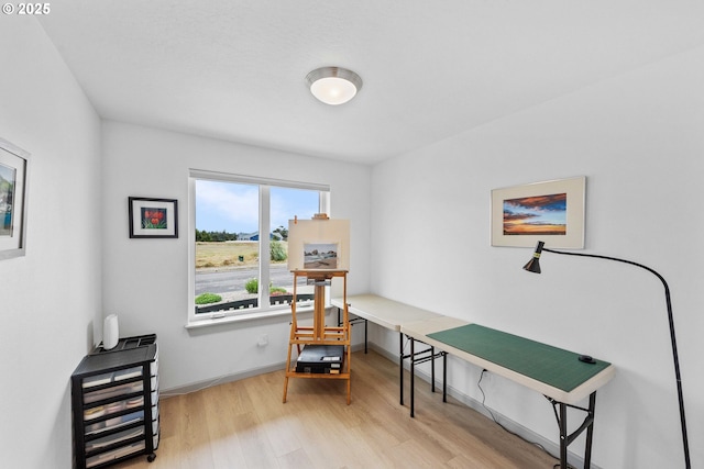 822 Spyglass Dr, Bandon, OR 97411 - office featuring wood finished floors and baseboards