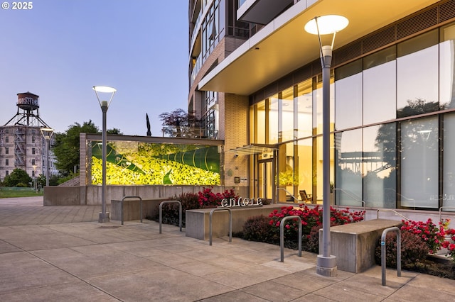 949 NW Overton St Unit 1304, Portland, OR 97209 - view of patio