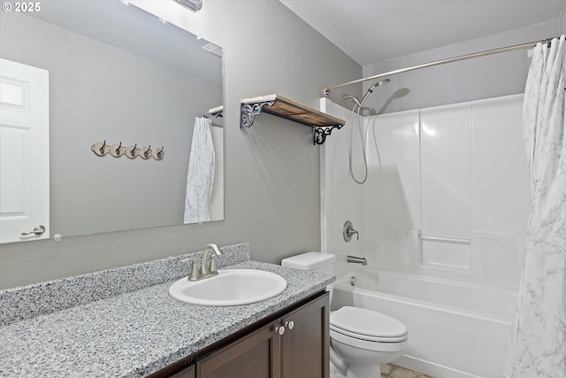 7115 NE Benton Pl, Newport, OR 97365 - full bath with vanity, toilet, and shower / bath combo