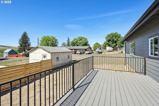 365 NW 4th St, Dufur, OR 97021 - wooden terrace featuring fence and a residential view