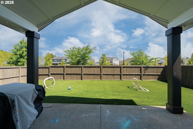 10107 NE 136th Ave, Vancouver, WA 98682 - view of patio / terrace with a grill and a residential view