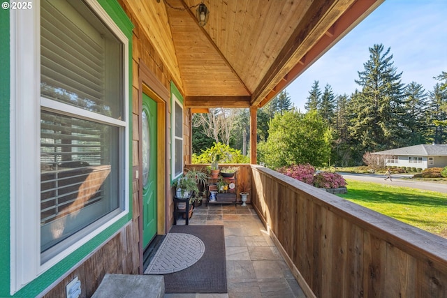balcony featuring a porch