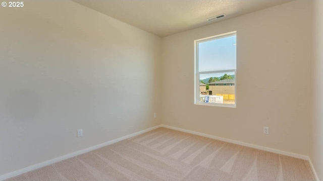 2873 V St, Springfield, OR 97477 - spare room with light carpet