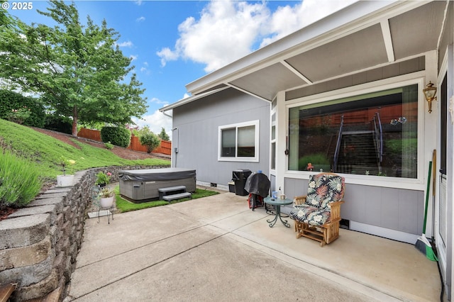 1565 Fairview Pl, Cottage Grove, OR 97424 - view of patio / terrace featuring a hot tub