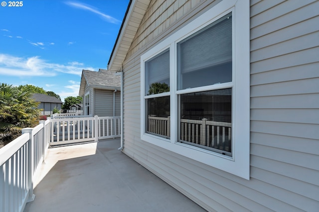 1455 NE Jessica Loop, Hillsboro, OR 97124 - view of balcony