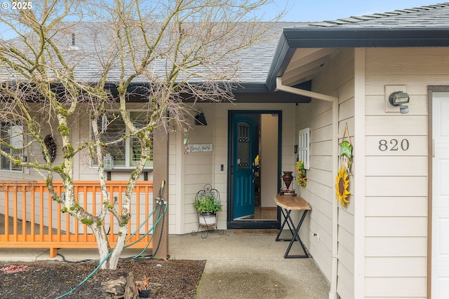 view of property entrance