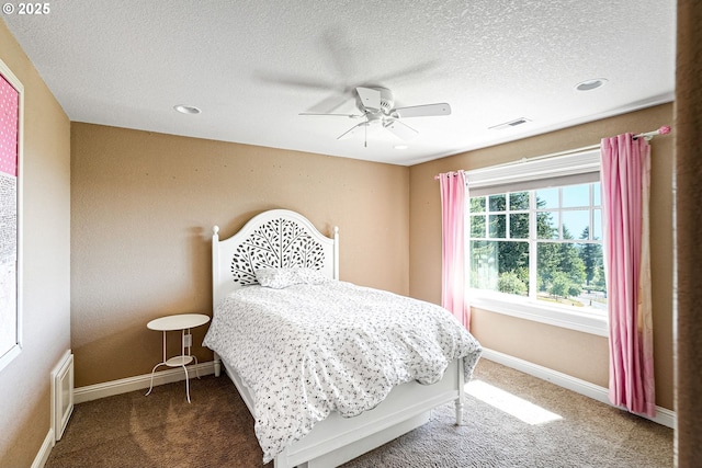 3545 Eagle Crest Rd NW, Salem, OR 97304 - carpeted bedroom featuring a textured ceiling, a ceiling fan, and recessed lighting
