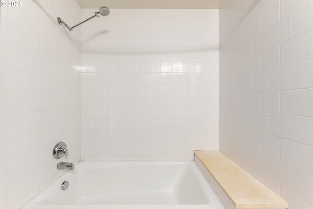 333 NW 9th Ave Unit 902, Portland, OR 97209 - bathroom with tub / shower combination