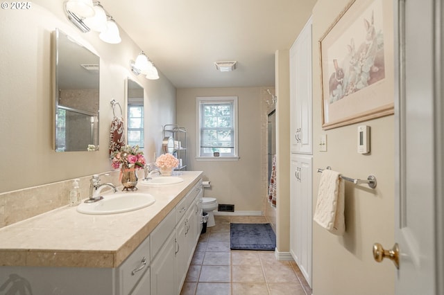 4269 Victor Point Rd, Silverton, OR 97381 - bathroom featuring a shower with shower curtain, double vanity, and tile patterned flooring