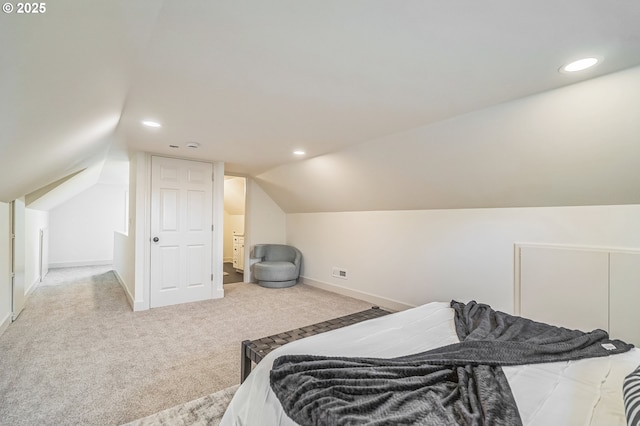bedroom featuring carpet flooring, vaulted ceiling, recessed lighting, and baseboards