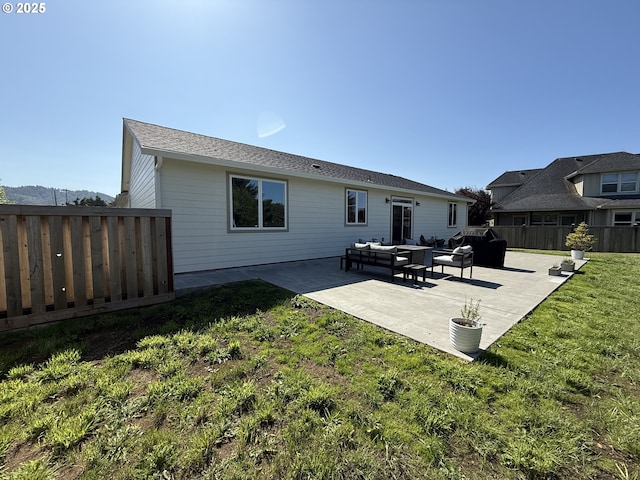 7205 Edge Cliff Dr, Brookings, OR 97415 - back of house featuring an outdoor living space and a patio